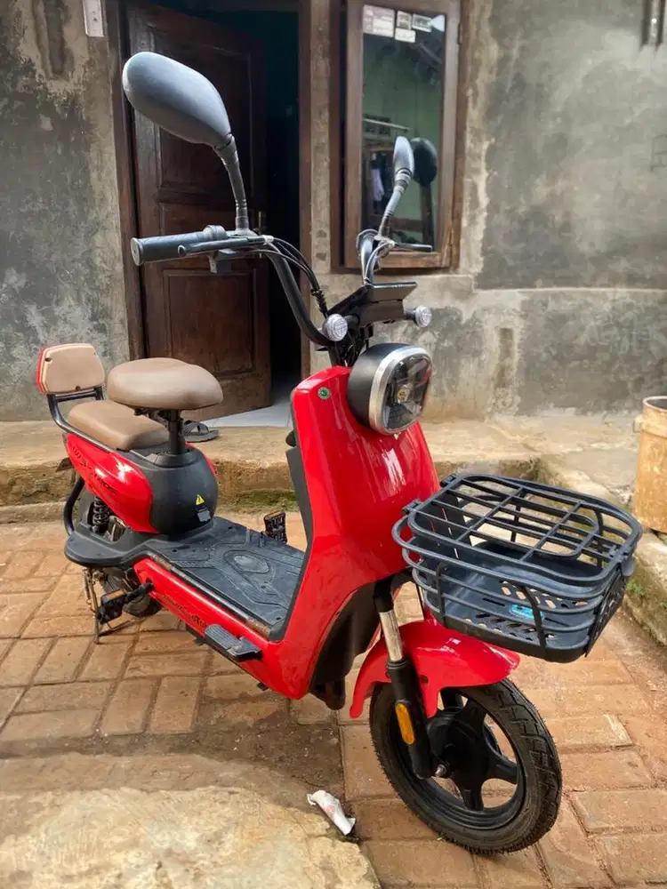 Sepeda listrik otobot
