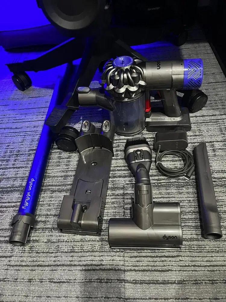 Vacuum Dyson V61550