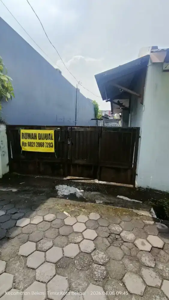 Jual Rumah Dekat Jalan Utama dan Transportasi Umum