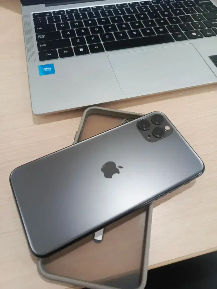 I Box iphone 11 promax 512 GB