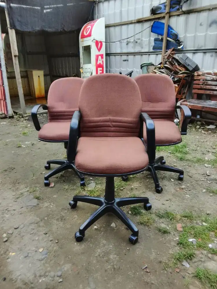 Kursi Kantor Bekas Murah Nego Ditempat
