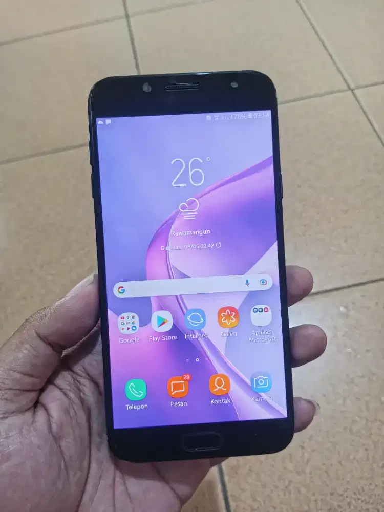 Samsung j7 plus 4/32gb