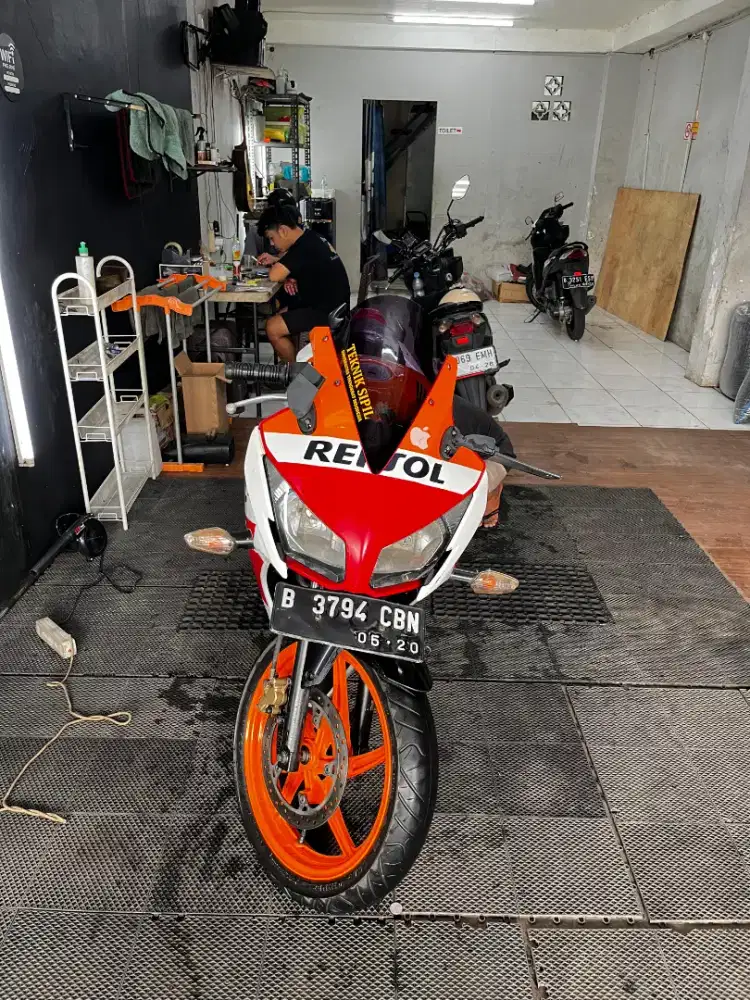 Motor CBR 150CC