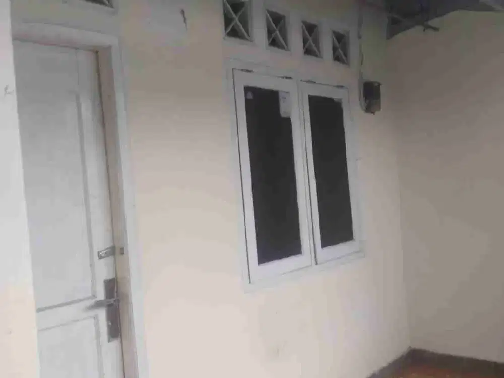 Dijual rumah 150 juta nego akses jalan masuk mobil di Cilodong Depok