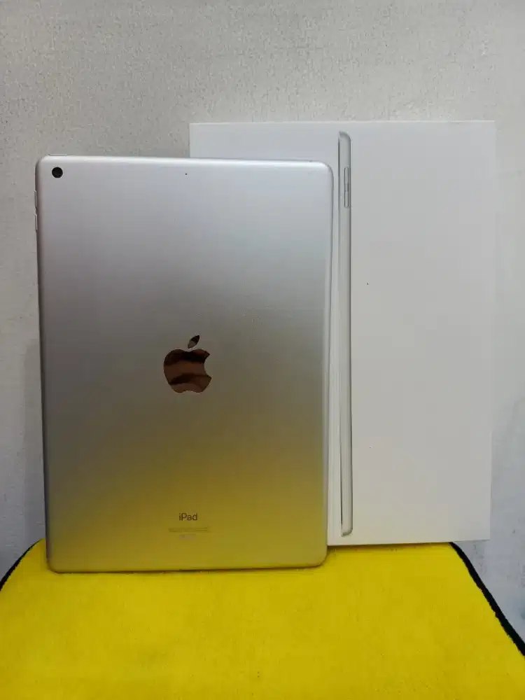iPad gen 9 64gb iBox wifi fullset