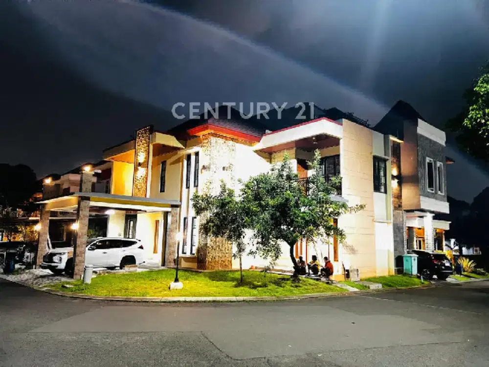 Rumah Hoek Di Kota Wisata Cluster Montreal