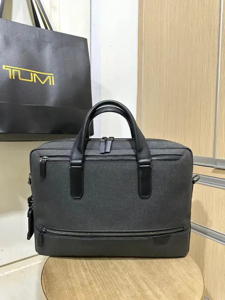 WTS Tumi Avondale Top Zip Brief Tas Tumi Original