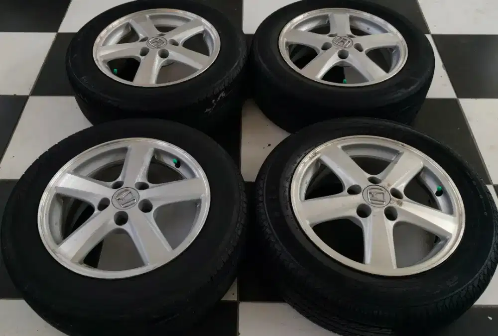 dijual velg+ban R16 original accord