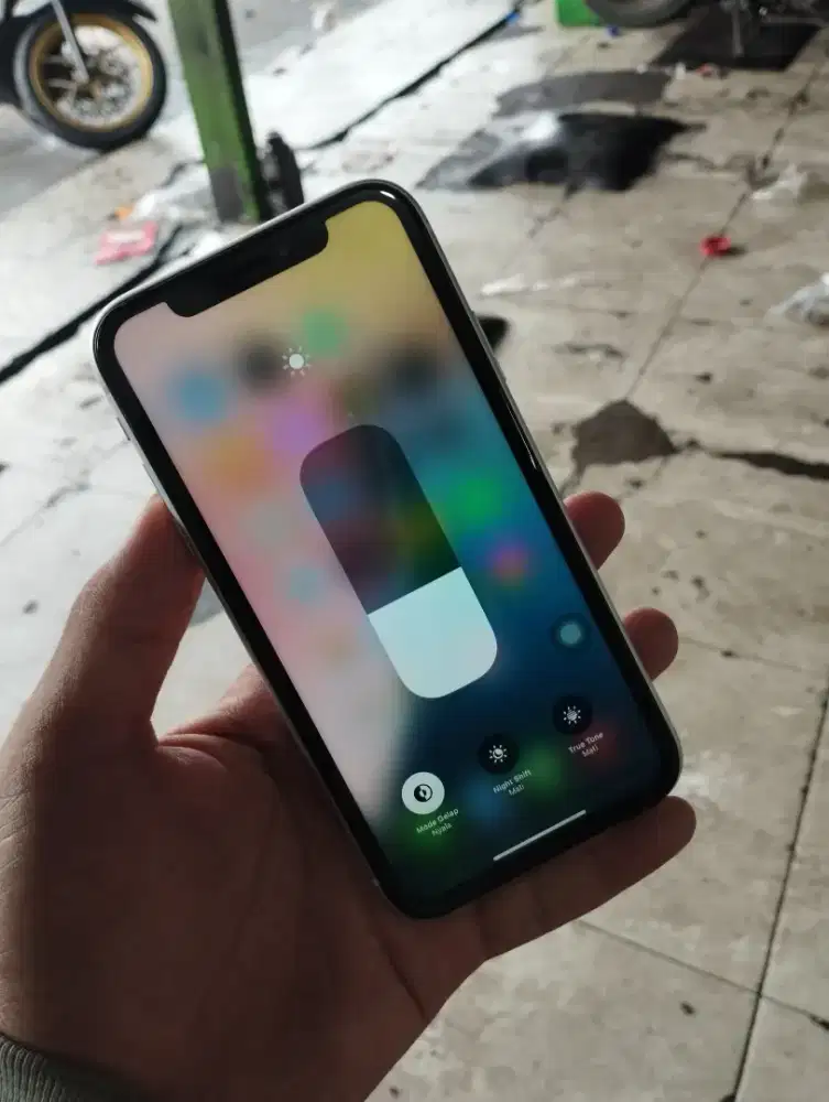 WTS IPHONE XR INTER 64 ALL OP SUPER MULUSS DAN NOMINUS