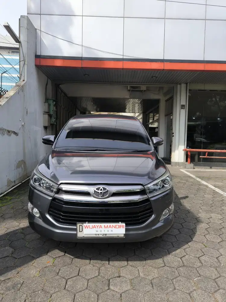 TOYOTA INNOVA 2.4 V A/T DIESEL 2018