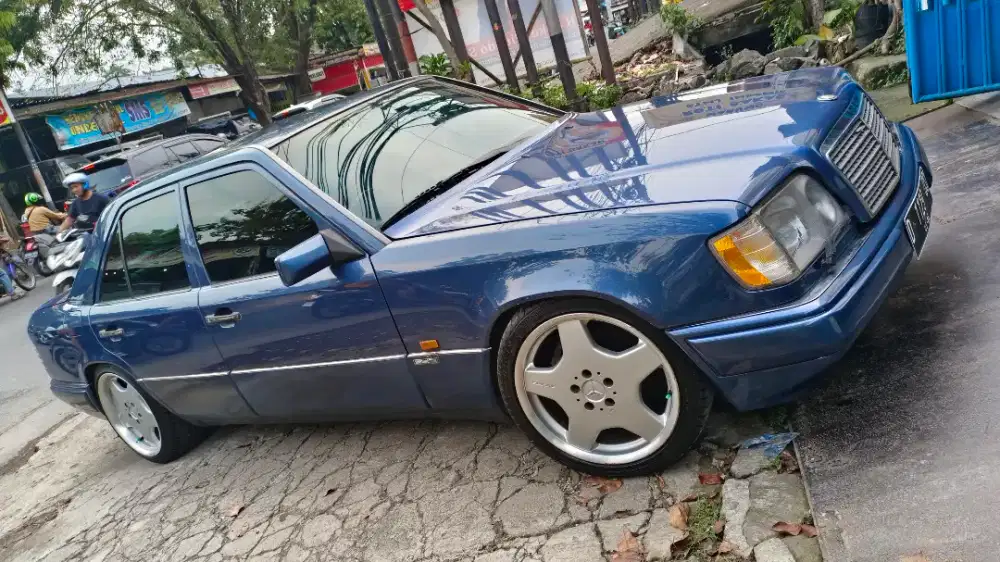 BMW 320 i E36 MT'95