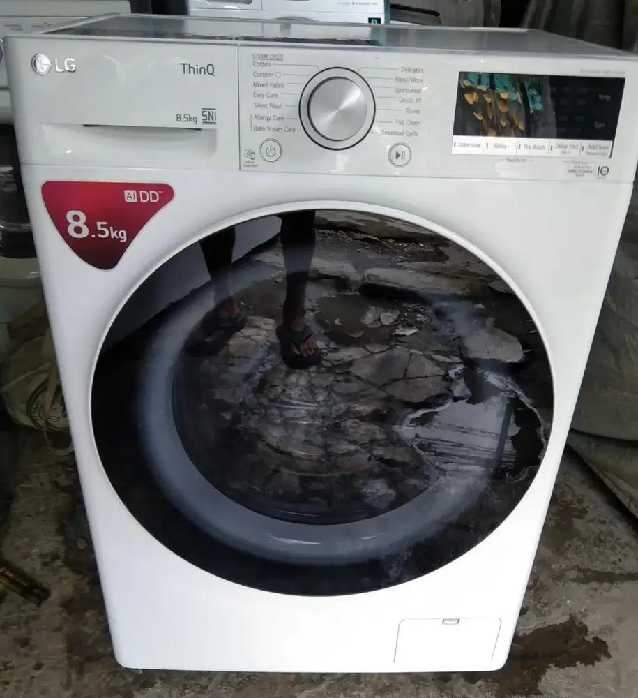 LG 8.5Kg Smart Inverter AI DD Front Load Washer Mesin Cuci Otomatis
