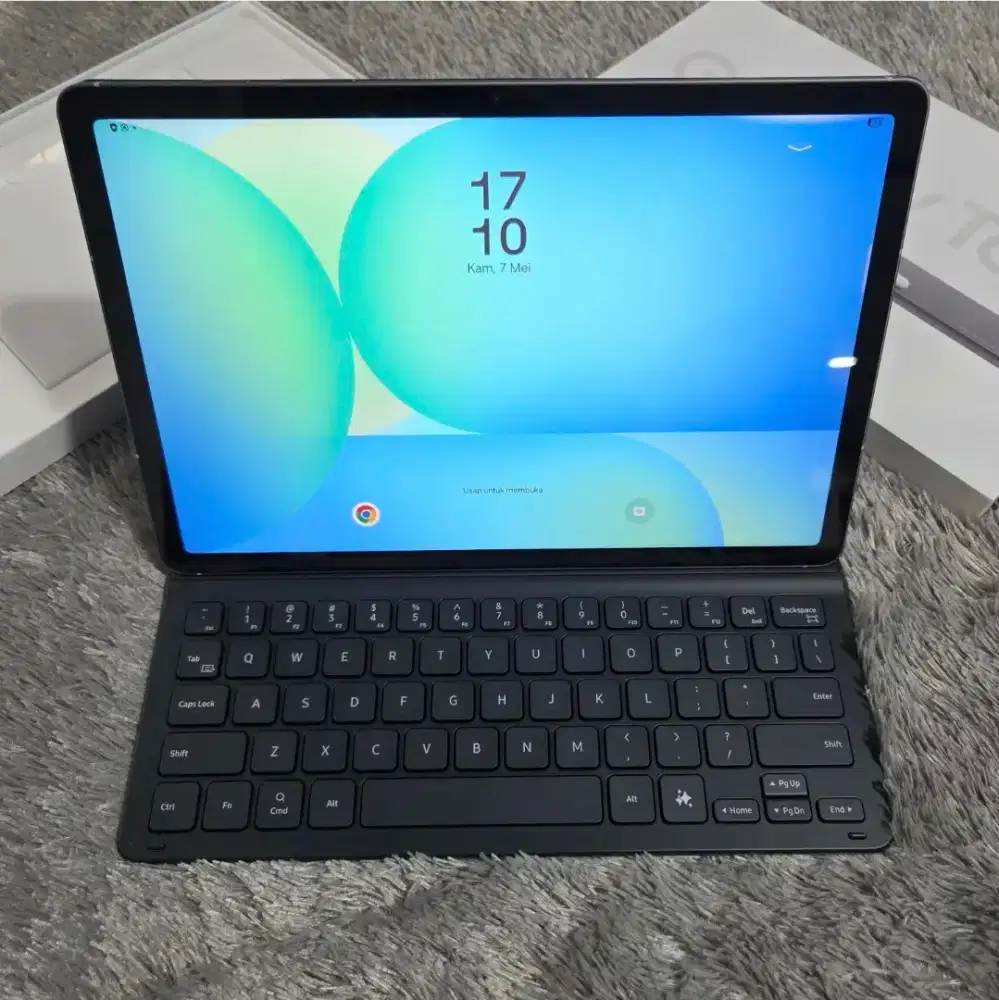 Samsung Galaxy Tab S10 FE wifi 128Gn with keyboard