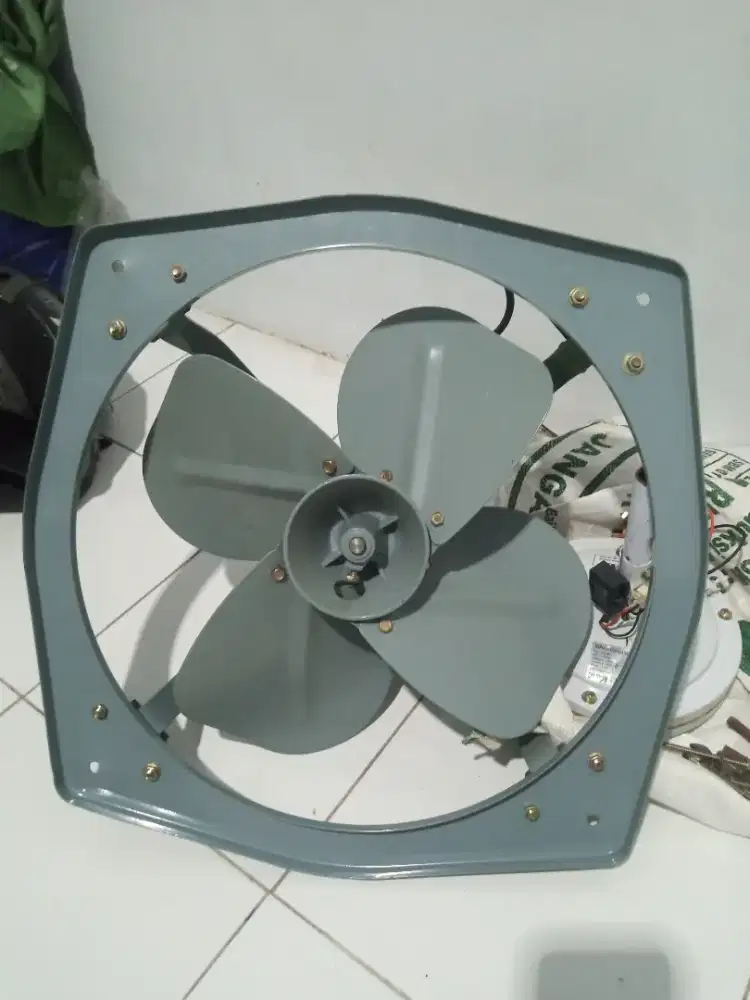Industrial Exhaust Fan (Kipas Eksos Industri)