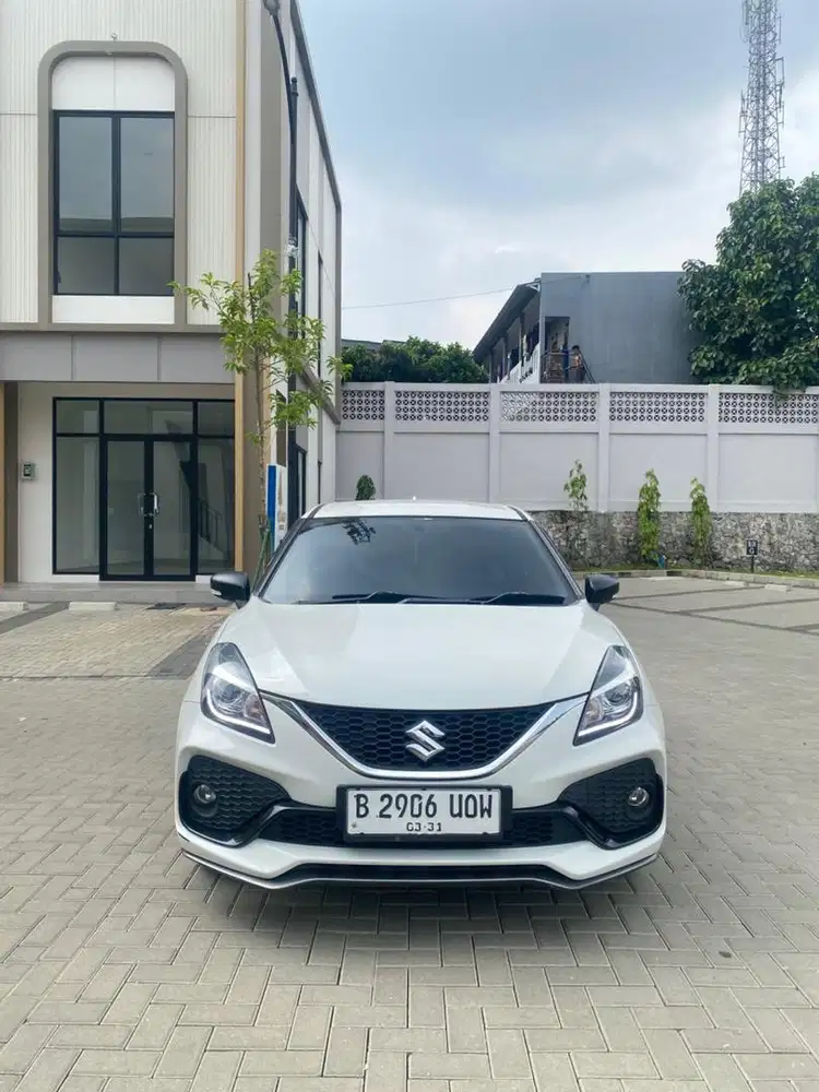 Suzuki Baleno Hatchback 1.5 AT 2020