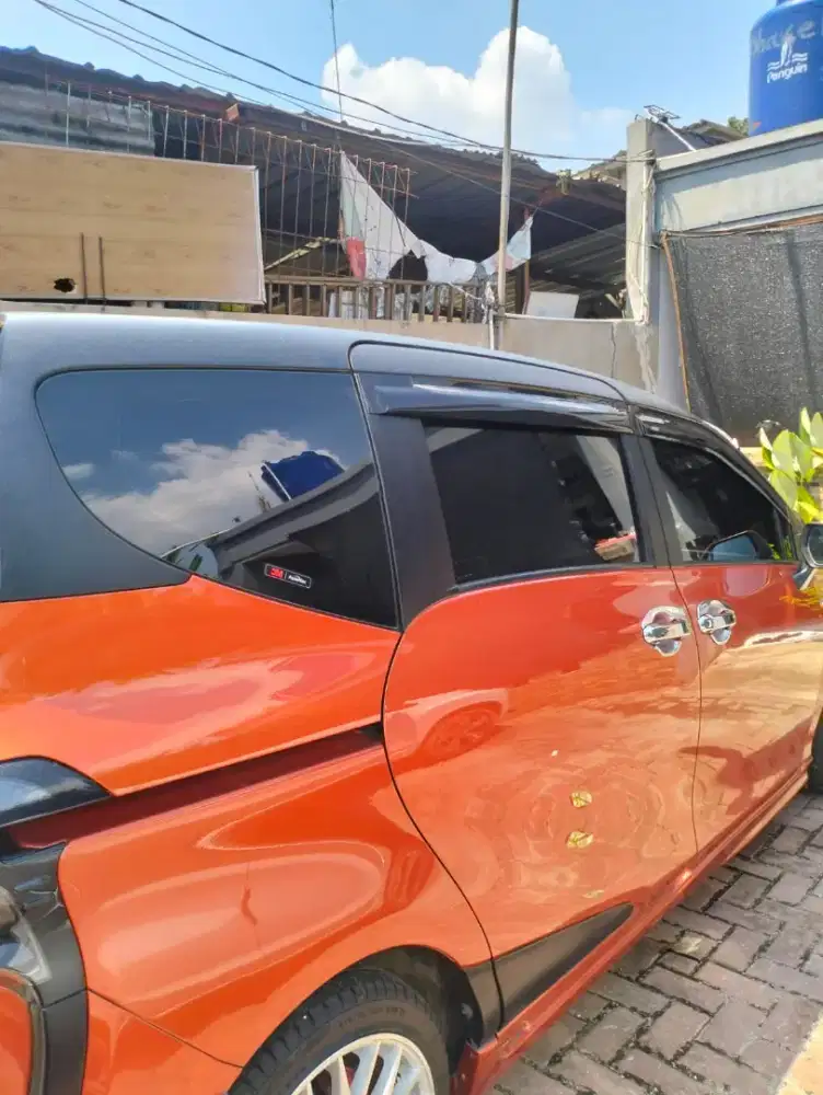 Pusat pemasangan kaca film mobil harga murah