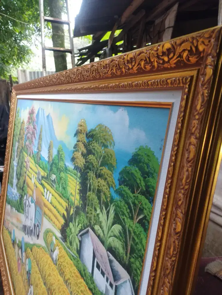 lukisan kanvas pemandangan panen padi + frame premium