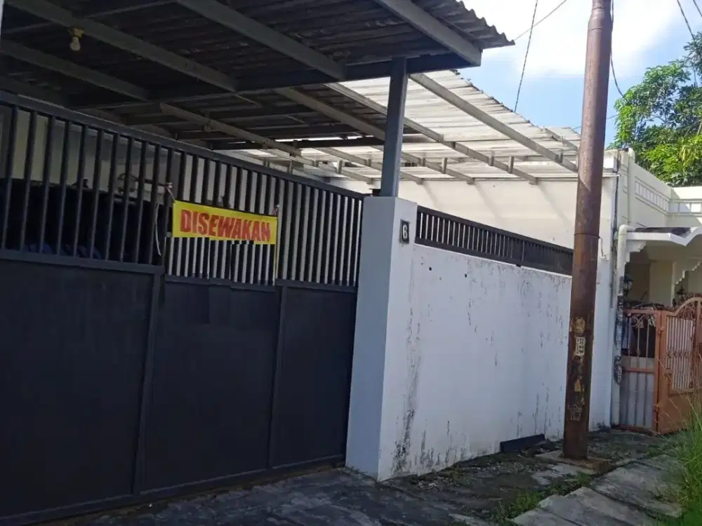 rumah disewakan teluk aru selatan surabaya