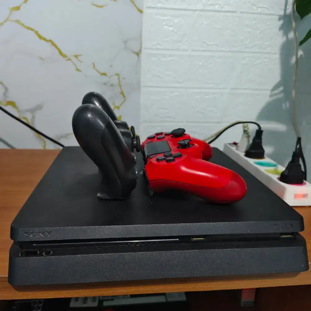 Ps4 slim 500gb H€N 12