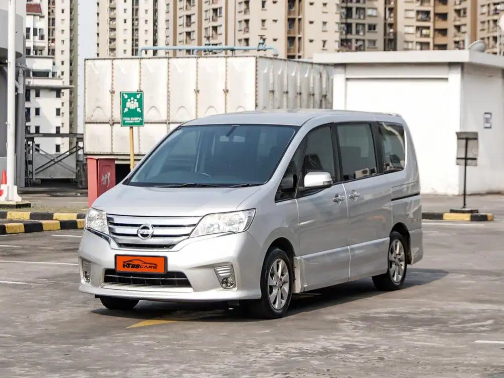 Nissan serena HWS AT 2013