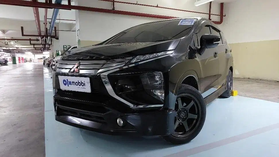 DP MURAH Mitsubishi Xpander 1.5 Sport Bensin-AT 2018 Hitam CBYBB