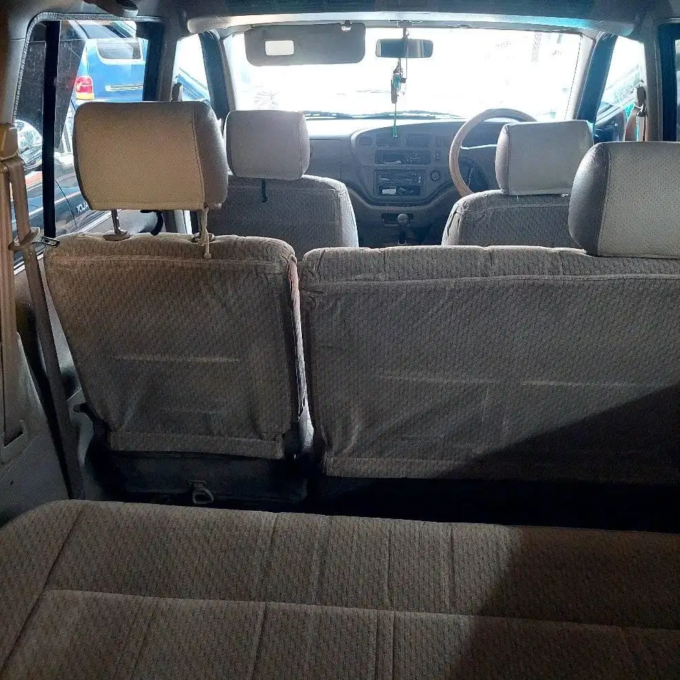 Lgx Manual bensin 1800cc