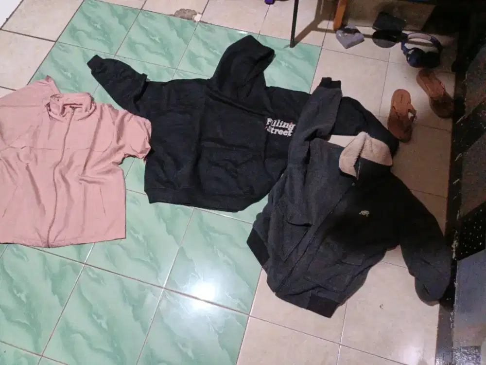 Semua Sweater Ukuran M semua