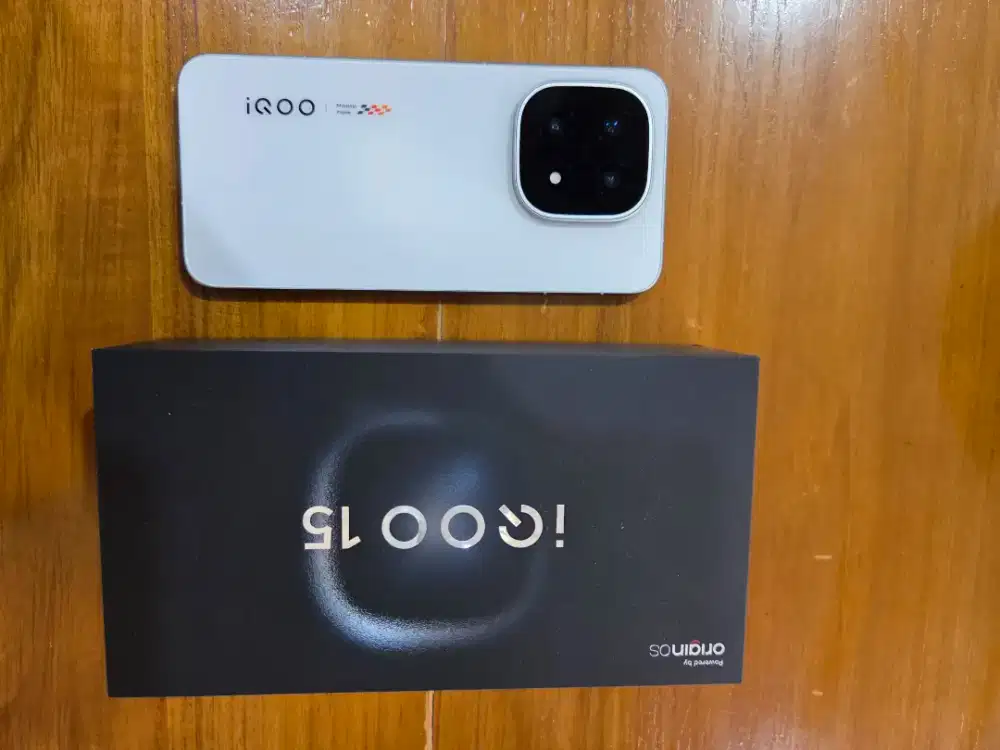 IQOO 15 RAM 12/256 GB LEGEND