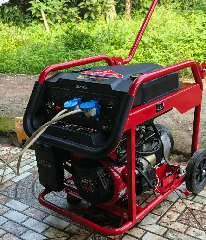 Genset 2200 watt bensin bekas seperti baru