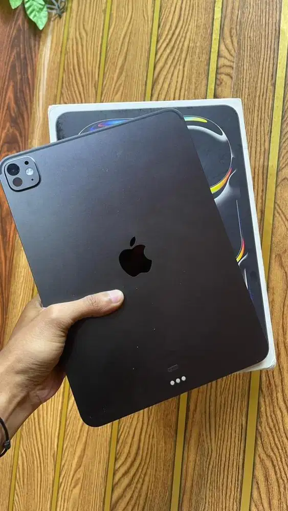 Ipad pro m4 256gb wifi ibox 11 inch fullset minus bh rendah