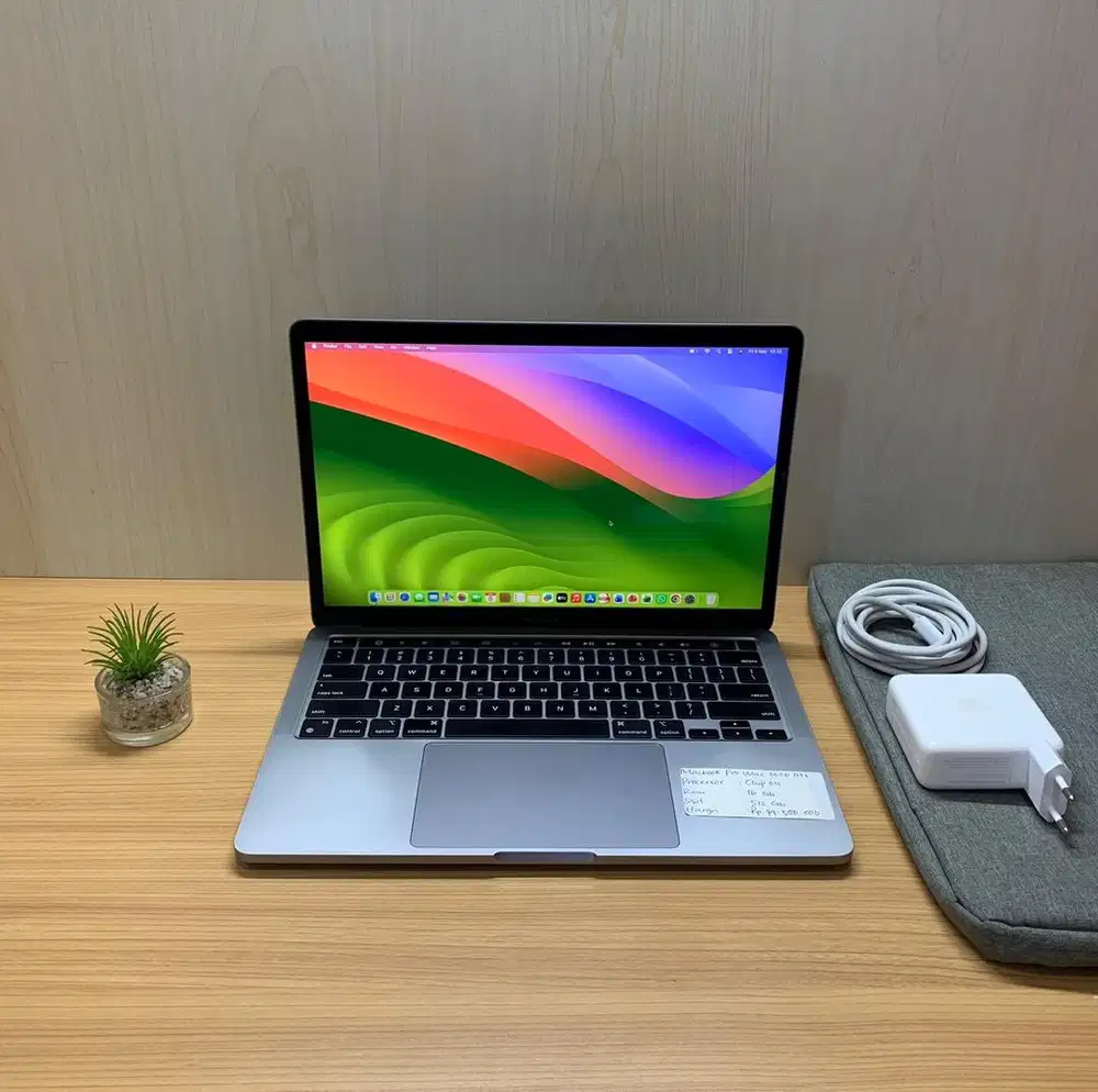 MacBook Pro Touchbar 13 2020 | Chip M1 | Ram 16GB | Ssd 512GB