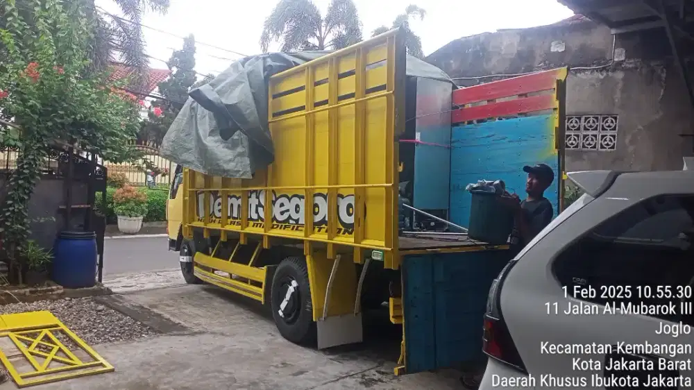 Sewa truk pindahan rumah kantor apartement kos2an gudang dll