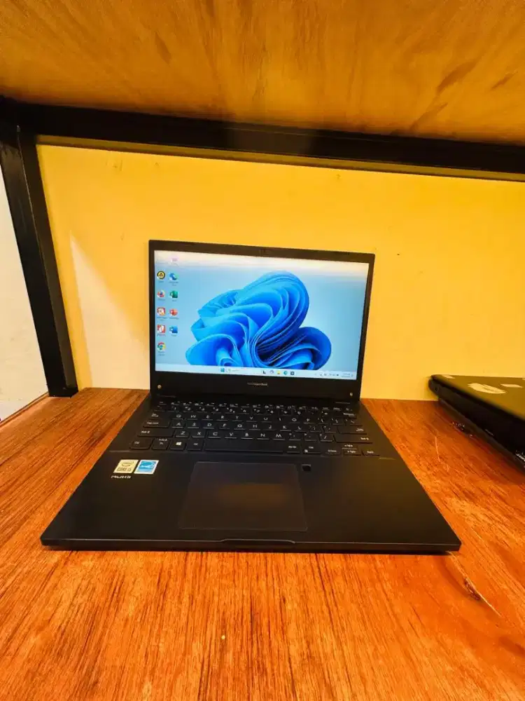 Laptop ASUS EXPERTBOOK