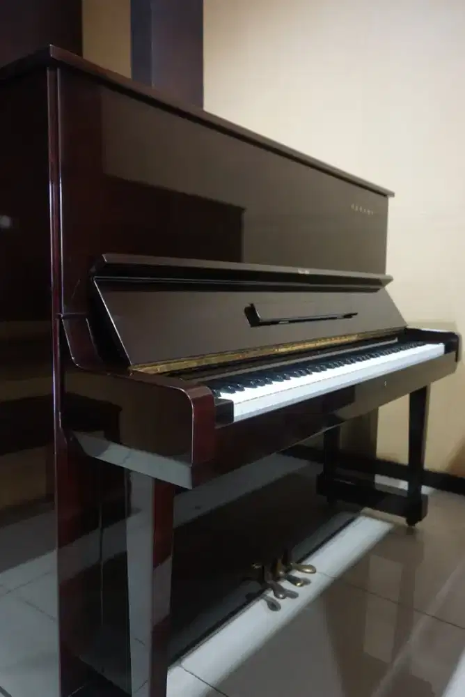 Piano Yamaha U3 Nippon gakki. Original Japan. Dark Brown