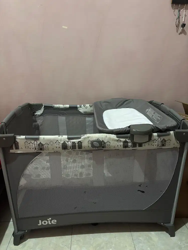 Preloved Box Bayi Merk Joie