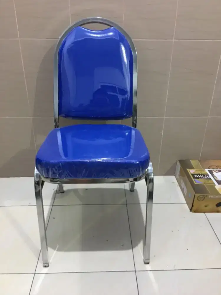 Kursi Susun pipa kotak