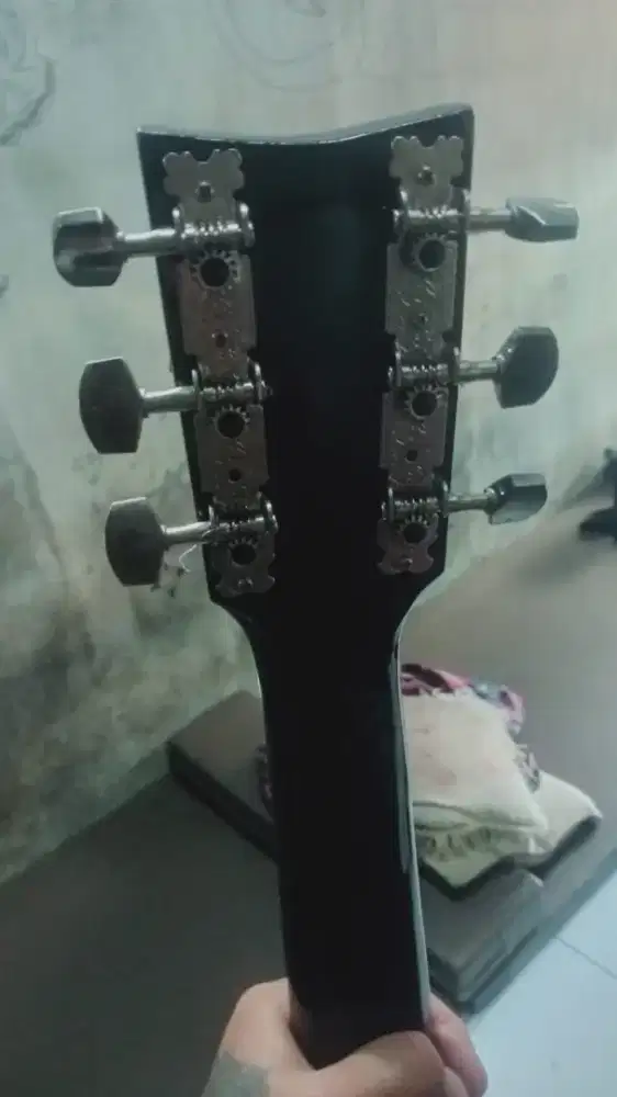 Gitar Yamaha edisi bosen