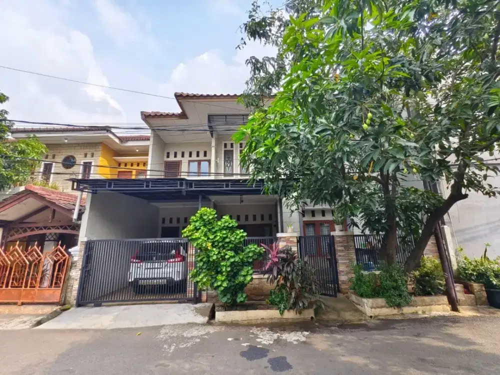Rumah 2 Lantai Bebas Banjir di Galaxy Bekasi