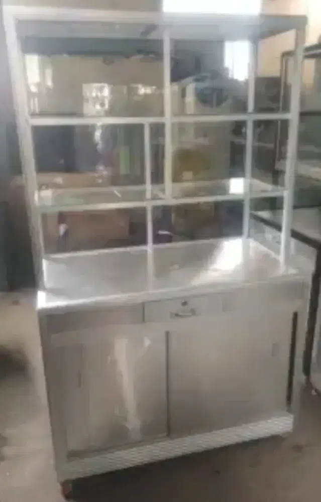Jual Etalase Besar utk makanan