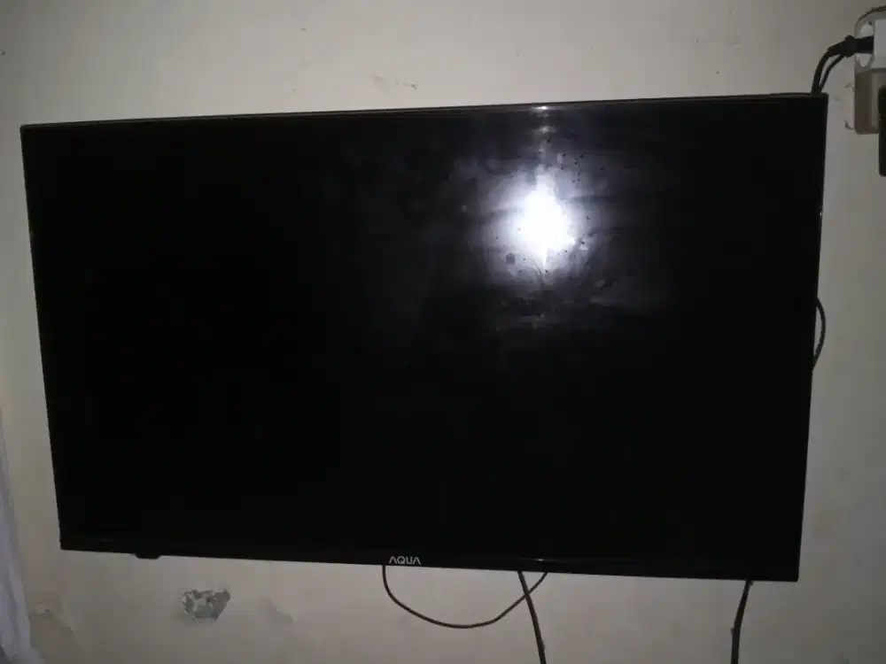 Dijual Cepat TV Aqua 32 Inch Bekas Bagus