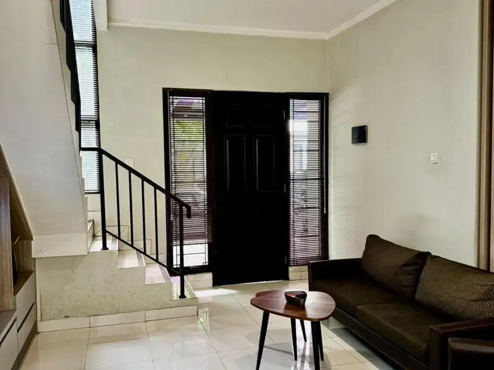 Dijual Rumah Cantik Strategis Hadap Selatan Dekat Rspi Bintaro di Discovery Bintaro Sc-16505