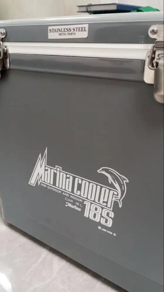Marina 18s Cooler Box Lion Star 16 Liter