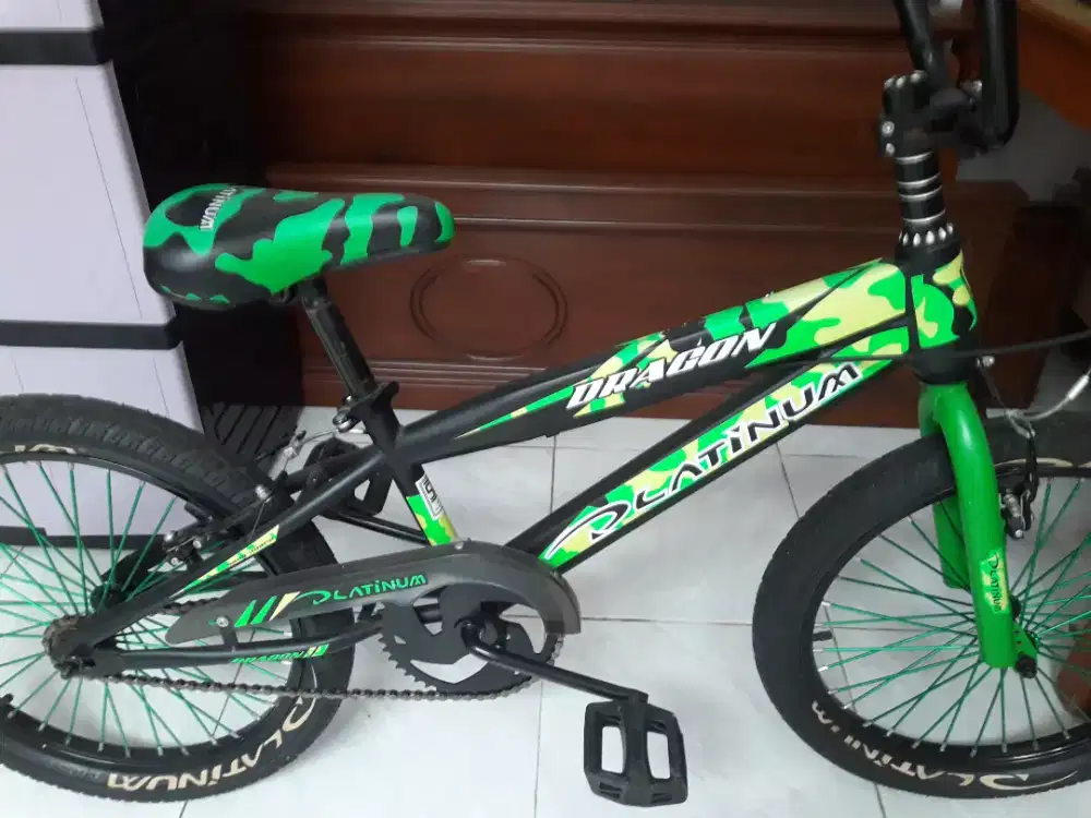 Jual sepeda BMX ukuran 20 seperti baru