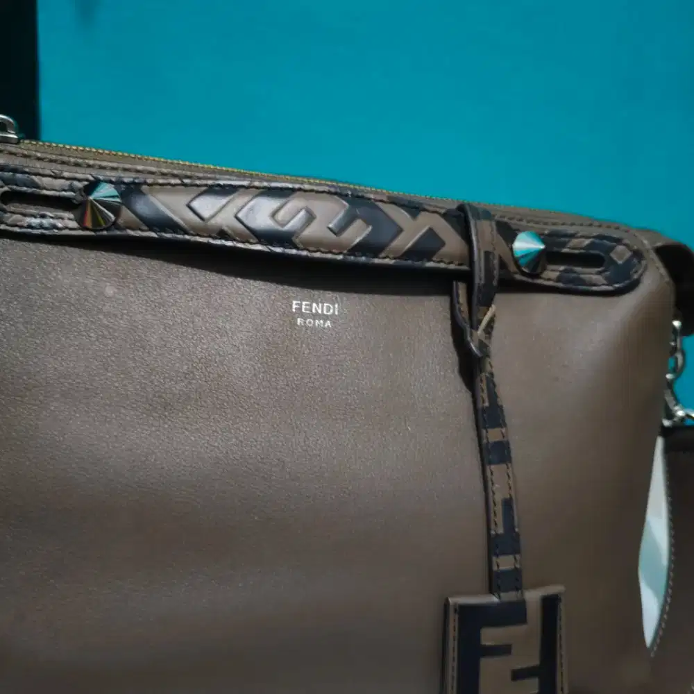 Tas Fendi Branded