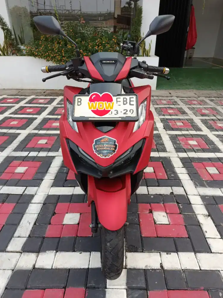 Vario 160 iss CBS 2024 merah