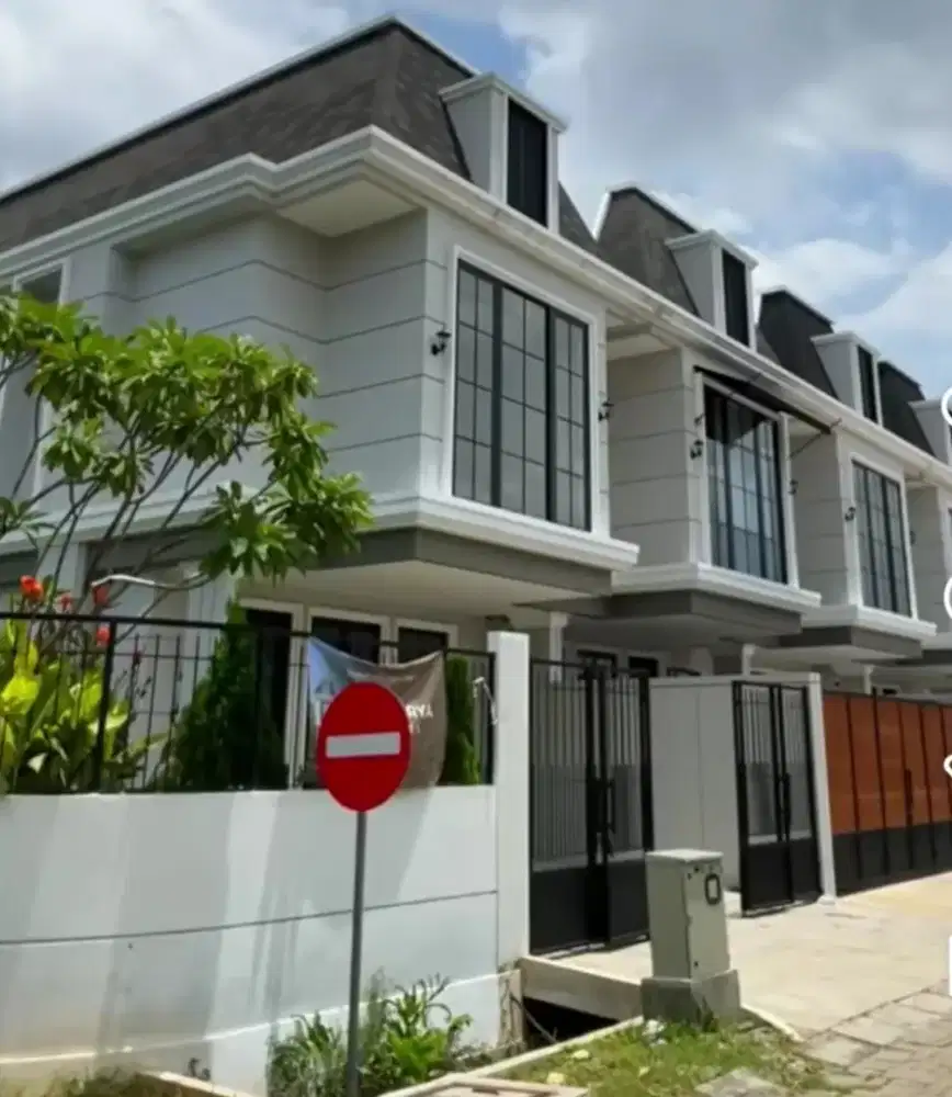 Rumah mewah siap huni