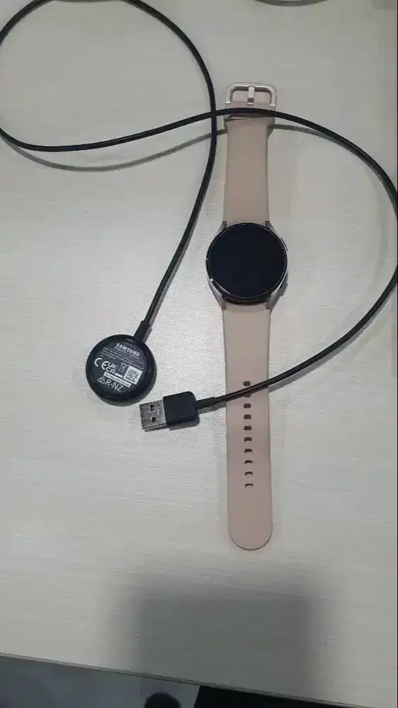 Samsung Galaxy Watch 4 (Rusak)