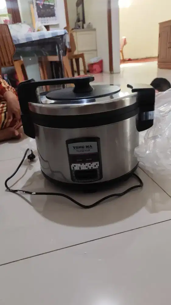Rice Cooker YongMa 5,4Liter