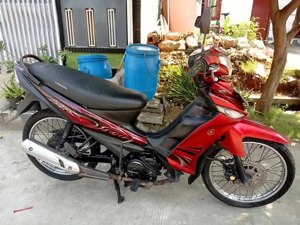 VEGA ZR 2011 LENGKAP
MESIN HALUS,,SEHAT
