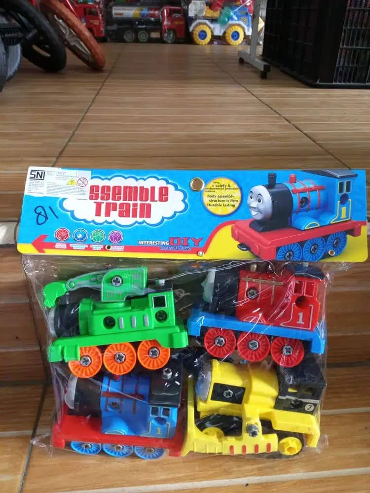 mainan anak thomas set isi 4